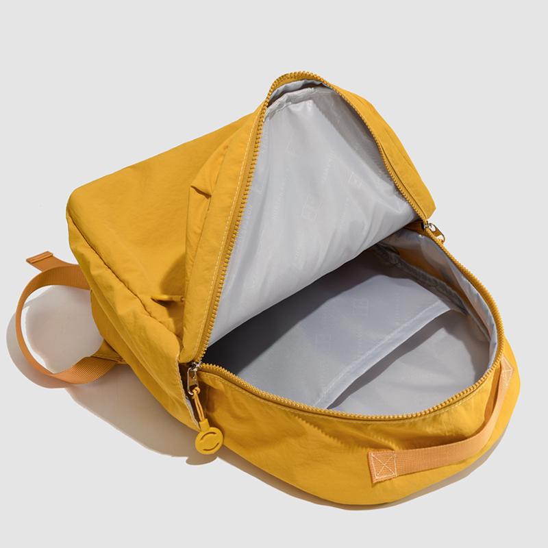 Lightweight Outdoor Sports Backpack for Men and Women Casual Travel Nylon Bag with Arc Shoulder Straps Dual-tone Available
