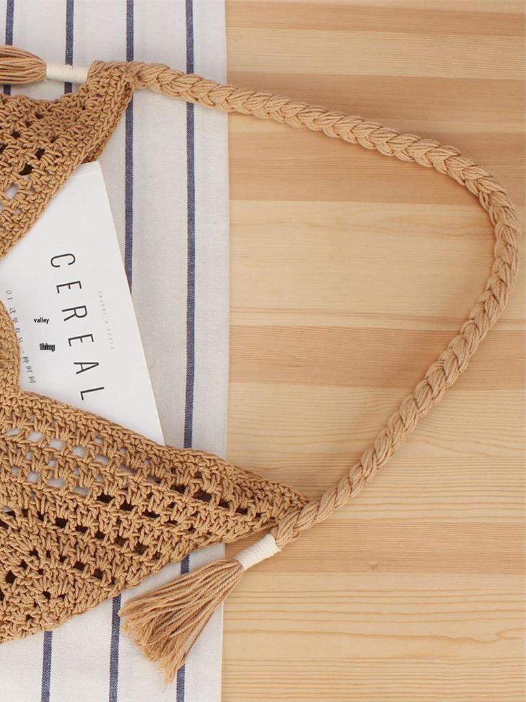 Exquisite Handmade Triangle Knit Shoulder Bag for Beach and Commute