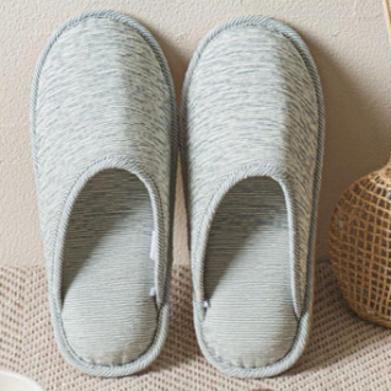 Daiso Fluffy Clogged Living Room Shoes 230 250 Mm Blue