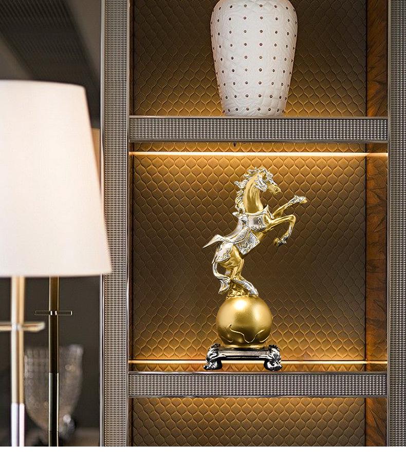 Year of the Horse Little Pony Statue: Home Décor Ornament for Living Room and Wine Cabinet