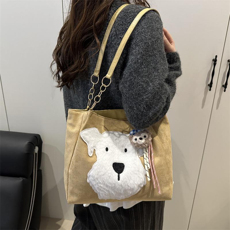 Cute cartoon tote bag women's bag 2025 autumn and winter new fashionable versatile shoulder bag solid color commuter armpit bag