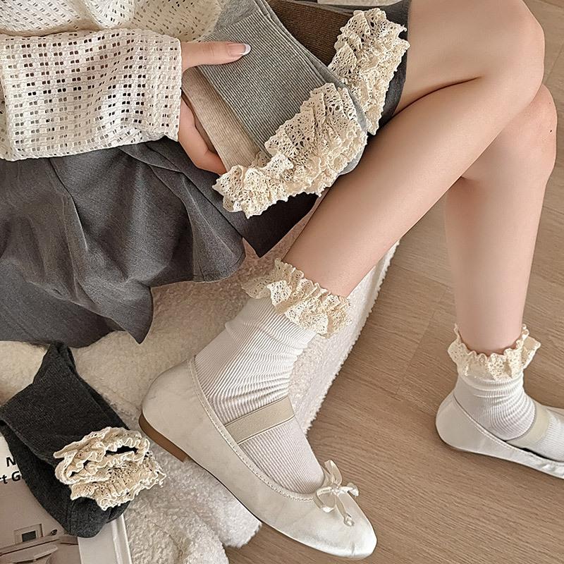 Autumn Socks Japanese Students Lace Double Needle Tube Socks Female Sweet Lolita Jk Wind Pile Socks