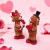 Dia dos Namorados Casal Estatueta Vaca das Terras Altas Segurando Rosa Coração de Amor Gado das Terras Altas Estátua de Resina Decoração de Casamento Presente Romântico