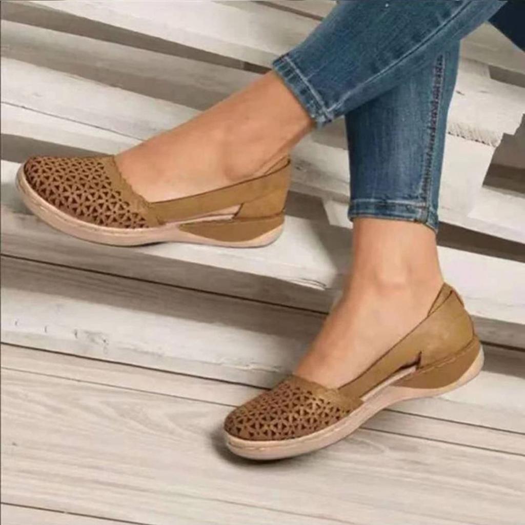 Handel Zagraniczny Duży Rozmiar Ażurowe Sandały Casual Dziurki Damskie Buty Lato Europa I Stany Zjednoczone Duży Rozmiar Jednolity Kolor Wsuwane Sandały Z Odkrytymi Palcami