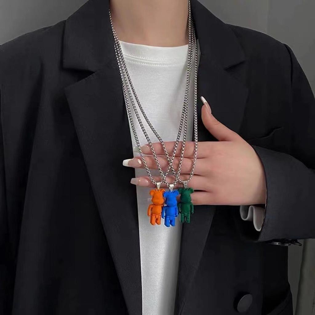 Color Violent Bear Versatile Simple, Niche Hip Hop Violent Bear Pendant Sweater Chain Women's Titanium Steel Necklace Men's