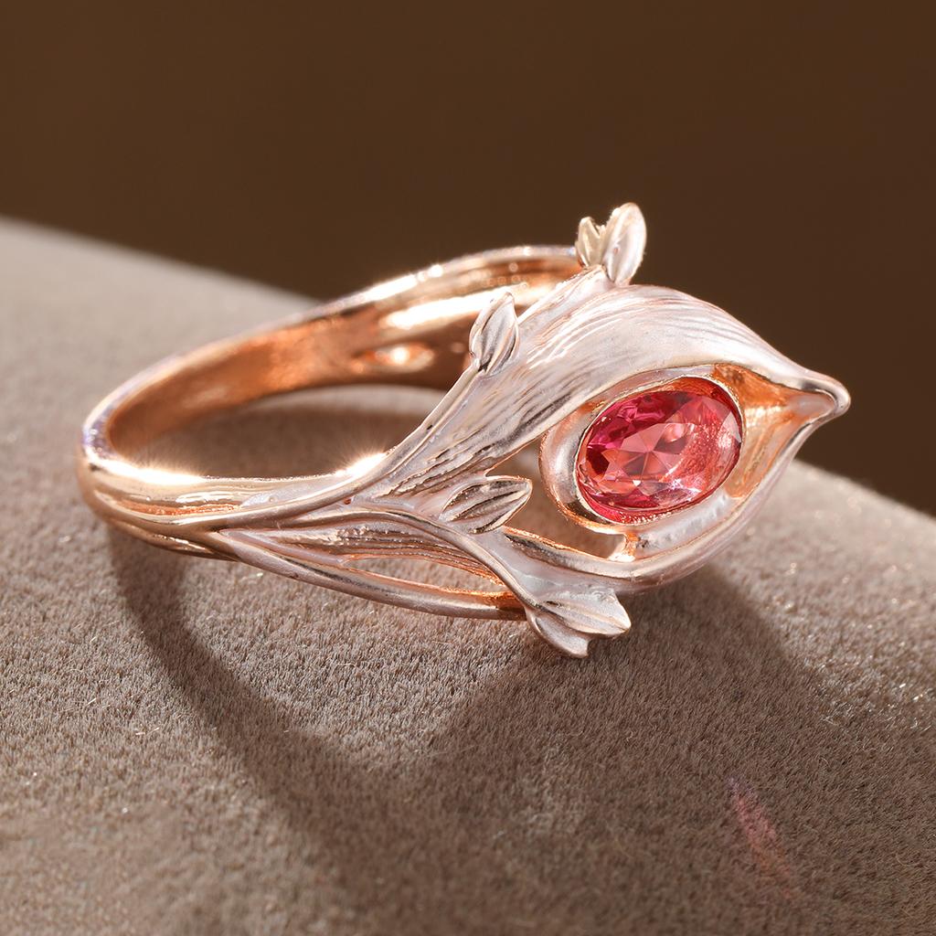Elegant flower bud-shaped artificial gemstone ring made of copper, a ladies' jewelry ring suitable for parties and dates.