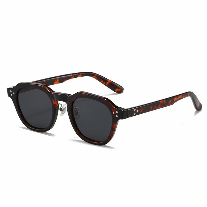 TR1004 Occhiali da sole polarizzati TR90 moda uomo di nicchia coreana, popolari tra gli influencer per la fotografia di strada, occhiali accessori trendy vintage da donna