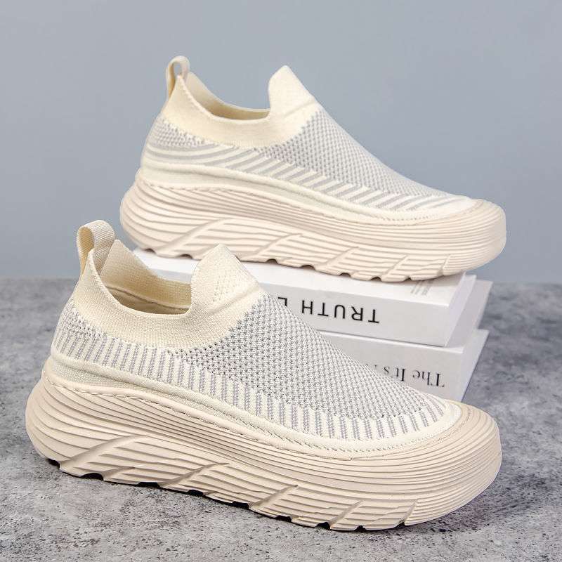 Мужская обувь лето 2025 новая универсальная спортивная обувь мужская дышащая сетчатая повседневная обувь мужская спортивная обувь для пап 39