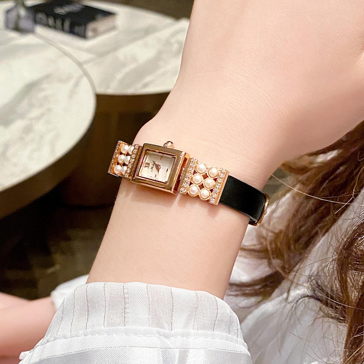Watch Ladies Freshwater Mother of Pearl Vintage Small Square Watch Ladies Watch Square Strap Compact
