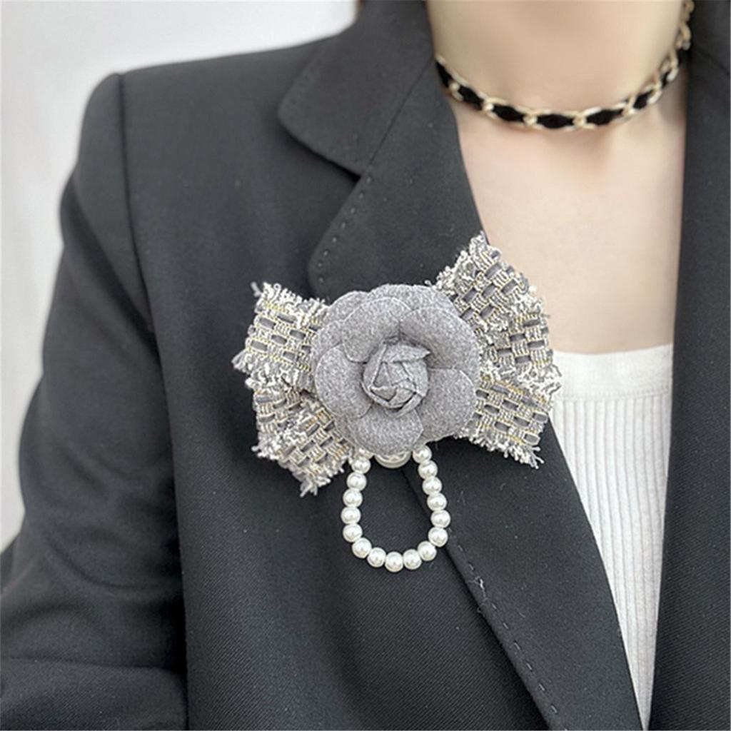 Bowknot Camellia Pearls Breastpins Flowers Lapel Pin Brooch for Women Versatile Fabric Lapel Pin Fashionable Jewelry
