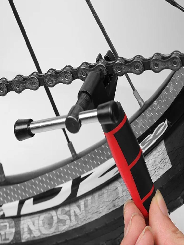 Bicycle chain disassembly tool, bicycle chain link splitter, tool road bike mountain bike chain cutting machine bicycle repair t