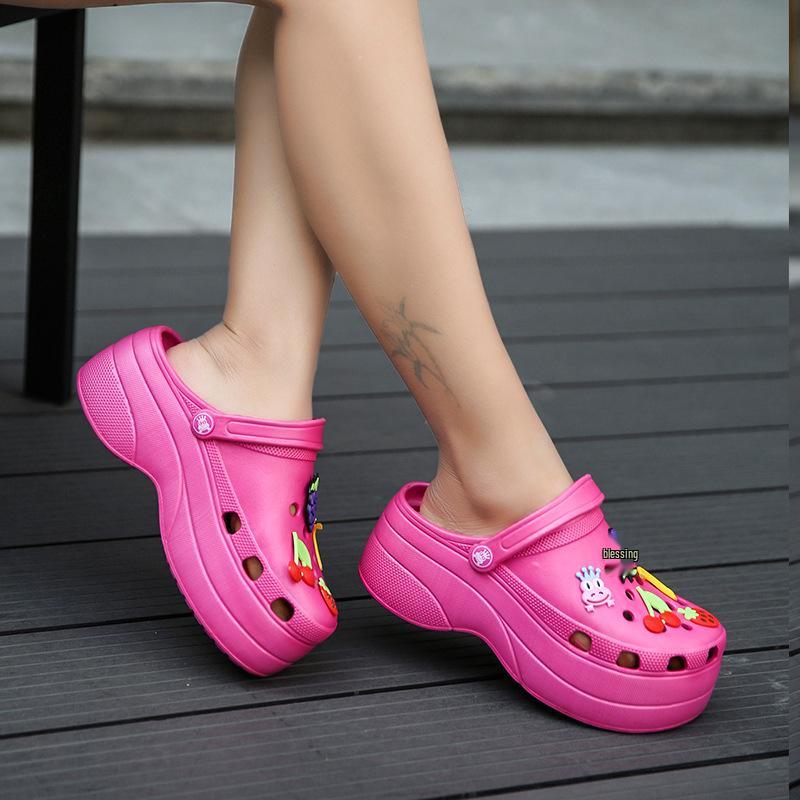 Women's Summer Garden Clog Shoes: Height-Boosting, Thick Sole, Closed-Toe Beach Sandals for Outdoor Wear