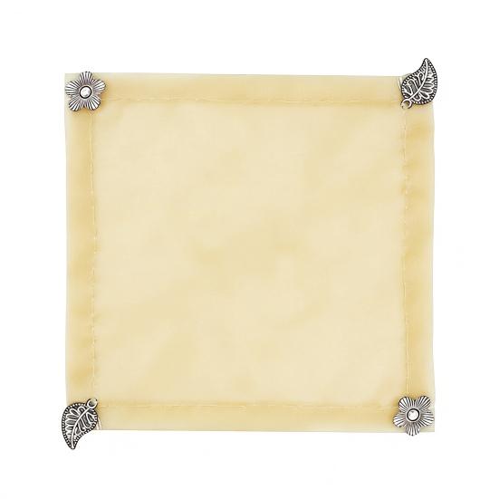 1/4Pcs Wine Glass Lid Breathable Grille Design Reusable Fabric Wine Glass Covers Set with Flower Leaf Decor Outdoor Party Glass Dust Protector