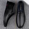 Newest Genuine Leather Men Casual Shoes Luxury Brand Upscale Men'S Shoes Breathable Slip On Lazy Driving Loafers Dress Offce Shoes