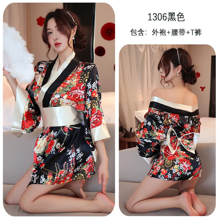 

Сексуальное сексуальное кимоно с принтом, японская открытая планка с глубоким вырезом, перспектива соблазнения, банный халат 1306 One Size (80-60kg) чёрный