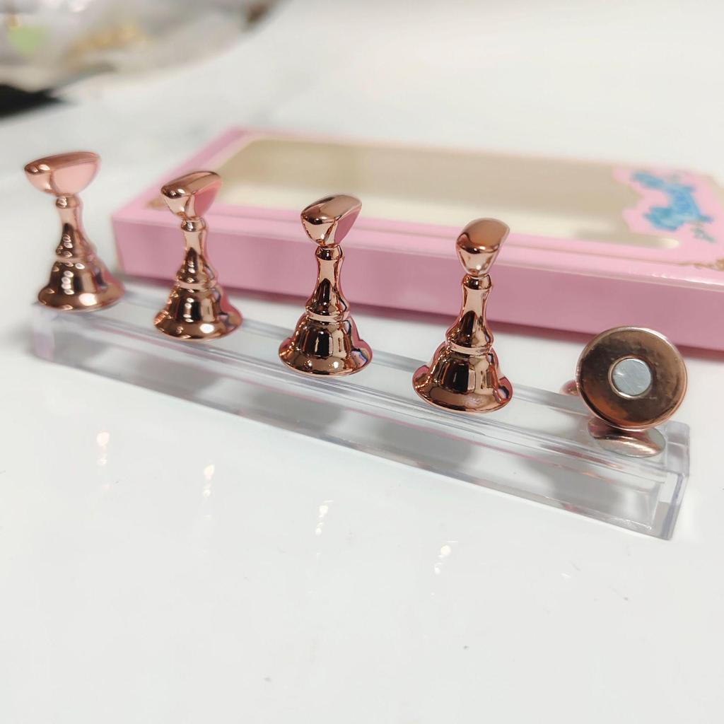 Magnetic Nail Art Practice Stand with Acrylic Base and Gem Holders