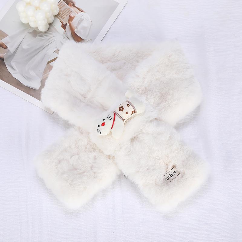 Plüsch Cartoon Snood im koreanischen Stil: Luxuriöser warmer Winterschal für Damen