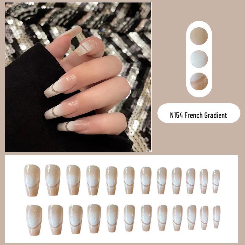 

Премиальный французский градиент, длинные ногти, стиль знаменитостей, убийственный акцент - готовый носибельный нейл-арт