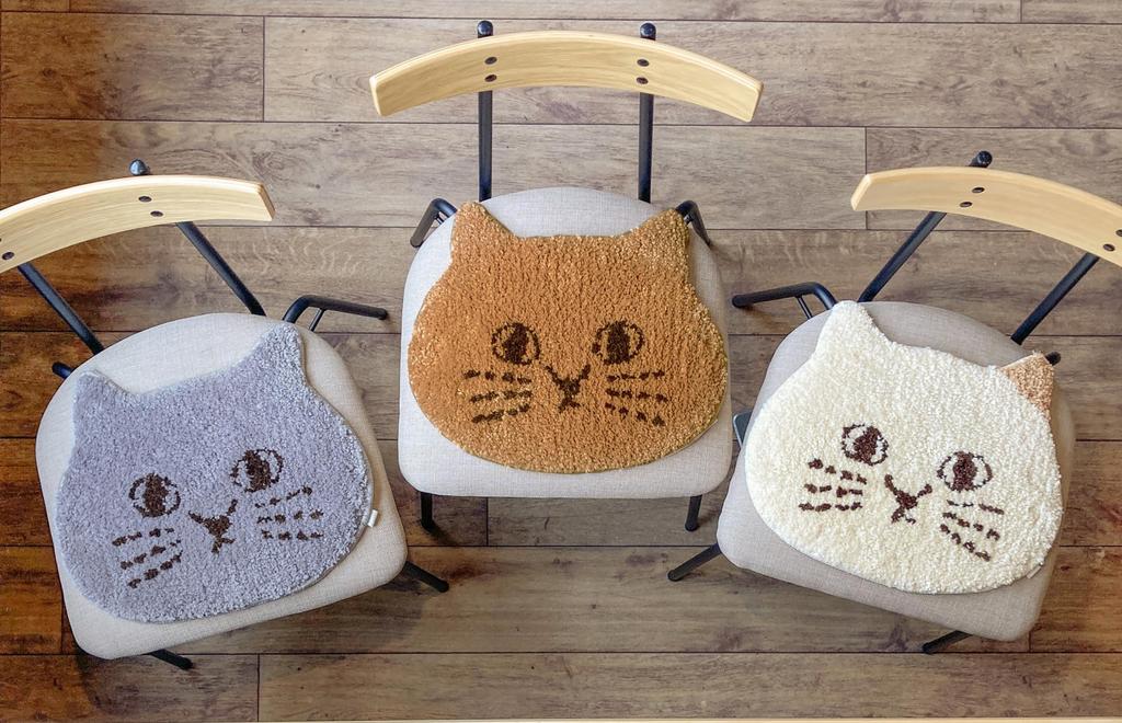 Daikai Nyafunyafu Cat Chair x 74109 Die-Cut Pad, Gray, W38.5 H33.5cm,