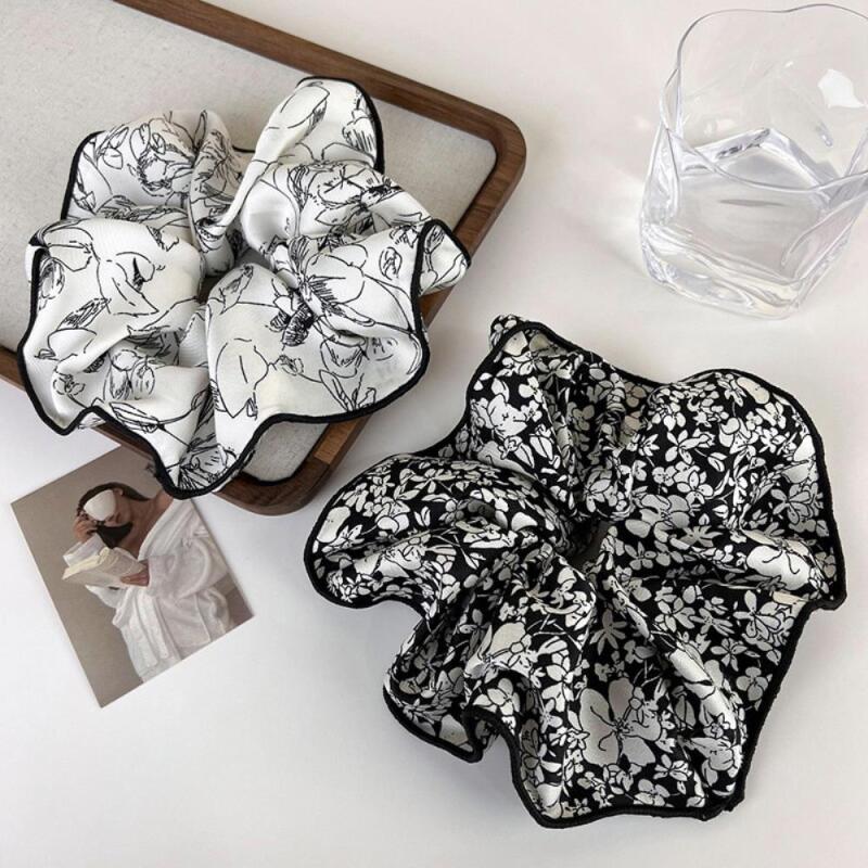 Women s Gopchang Band-Shaped Pattern Hair Band A33050_Ivory