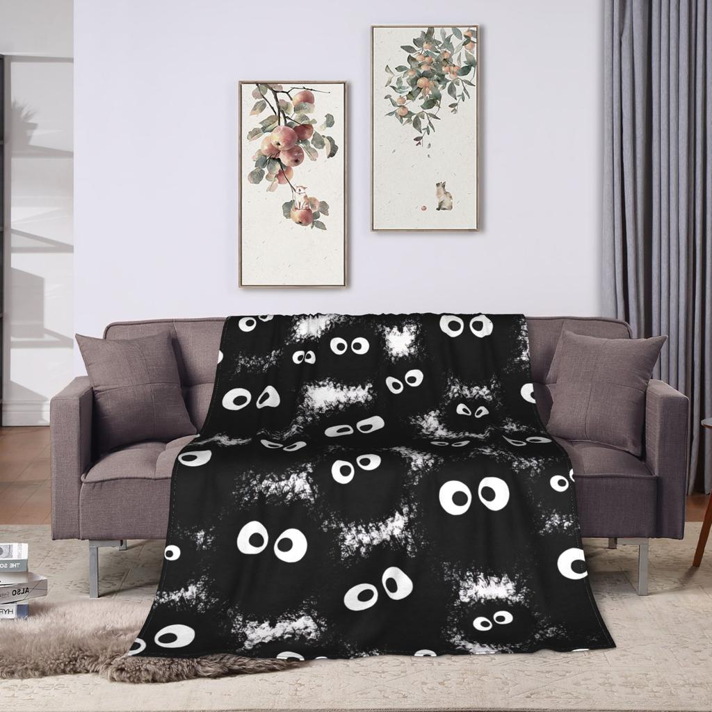 Susuwatari  Soot Sprites  Plush Blanket Students  Flannel Throw Blanket For Outdoor Soft Warm Design Quality Bedspread Gift Idea