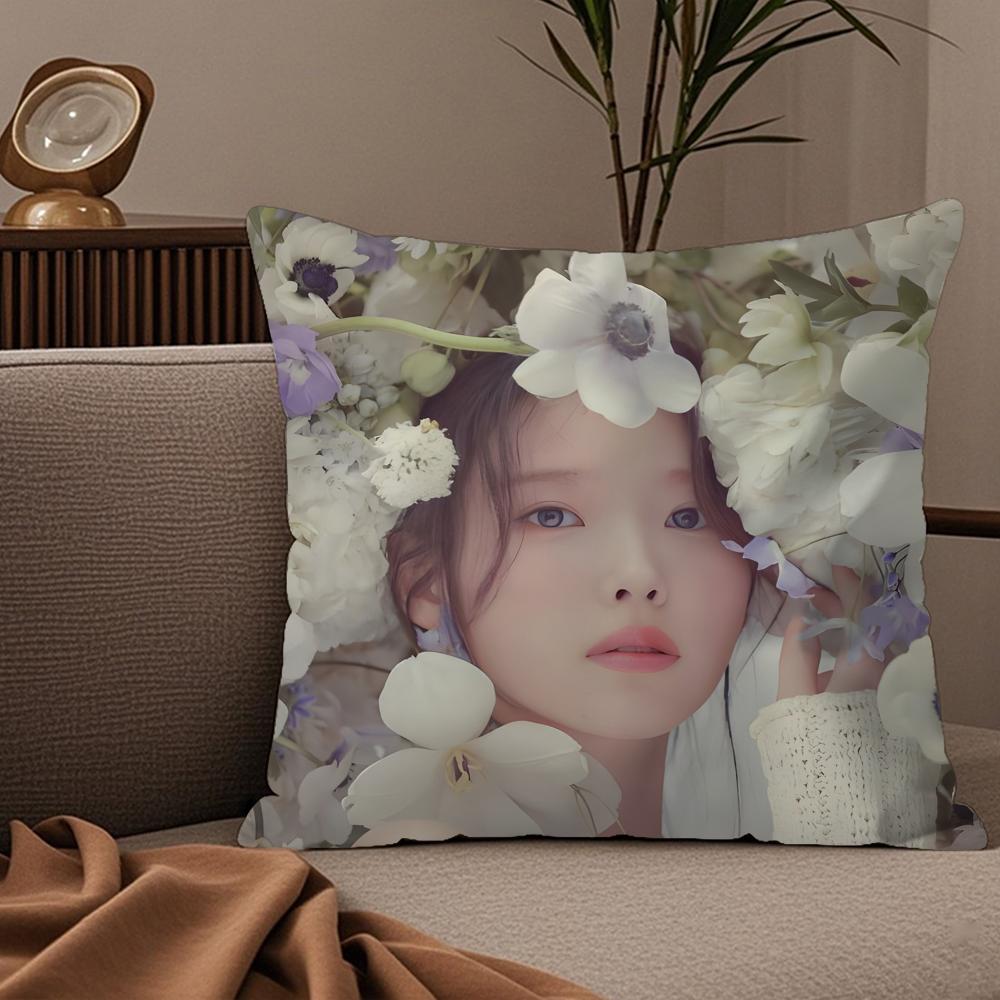 Singer I-IU Pillow Case Silky Elegant Comfort Sofa Bed Invisible Zipper 30cmx30cm