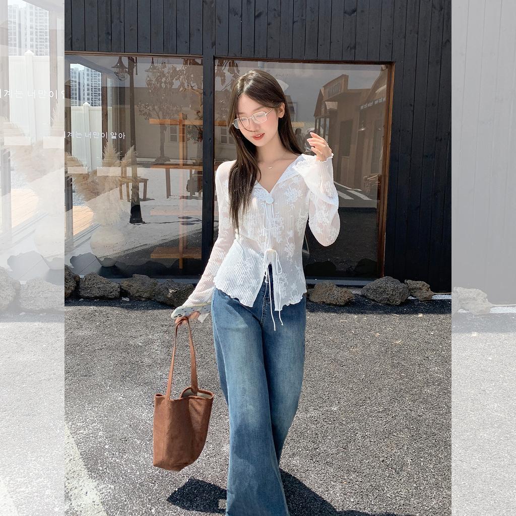 Off-white Bow Lace-up V-neck Long-sleeved T-shirt Inside Women's Autumn New Fungus Edge Bottoming Shirt Top