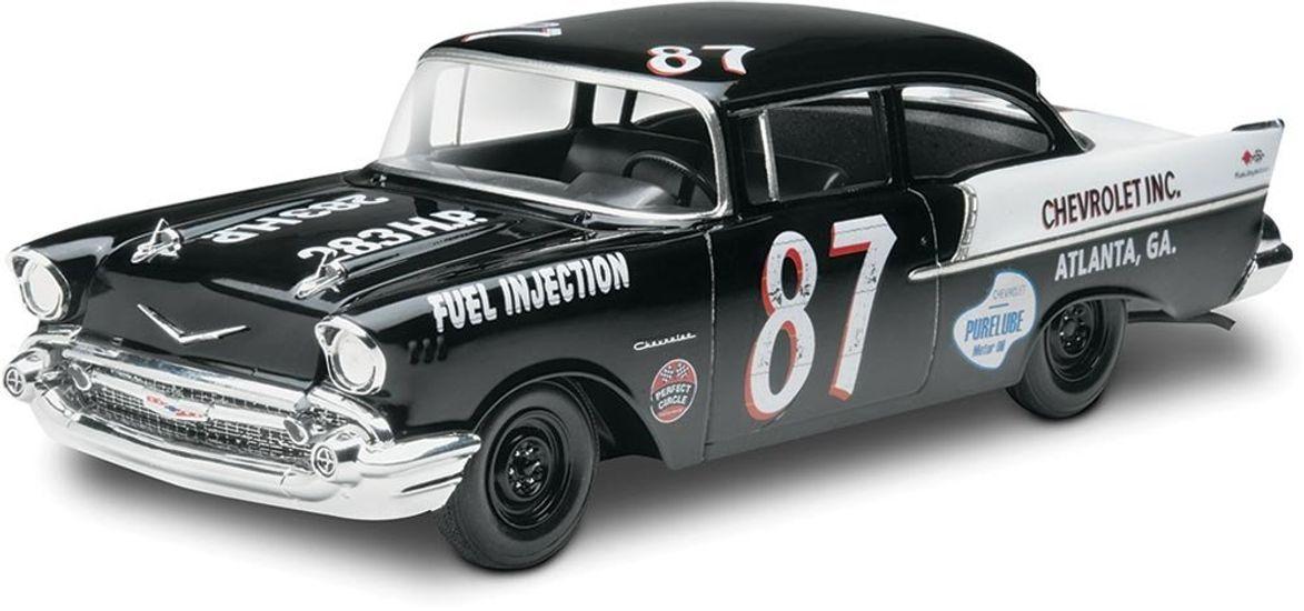

American Level Chevy Black Widow 2in1 Plastic Model 4441 1/25