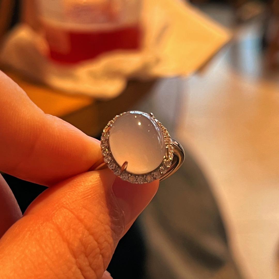 Jadeite White Ice Light, Natural White Chalcedony Ring, Agate Ring, Real Shot.