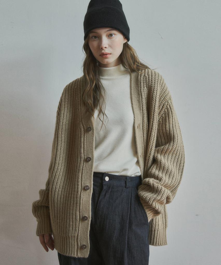 Wednesday Oasis W/Always Heavy V-Neck Cardigan (2 Colors)