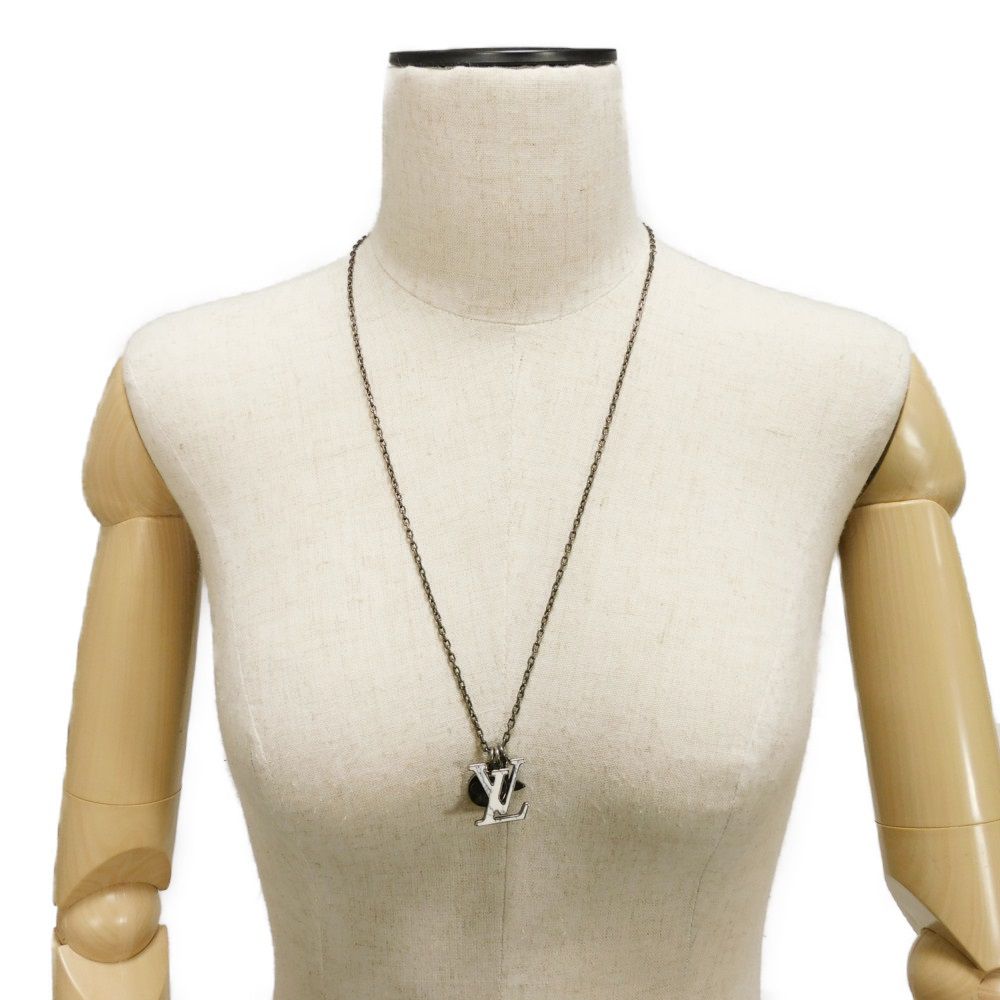 Used LV Initial Pendant 12564 M00317 7984 Synthetic Stone Aged Gunmetal Monogram Flower Stone White Men's from Japan
