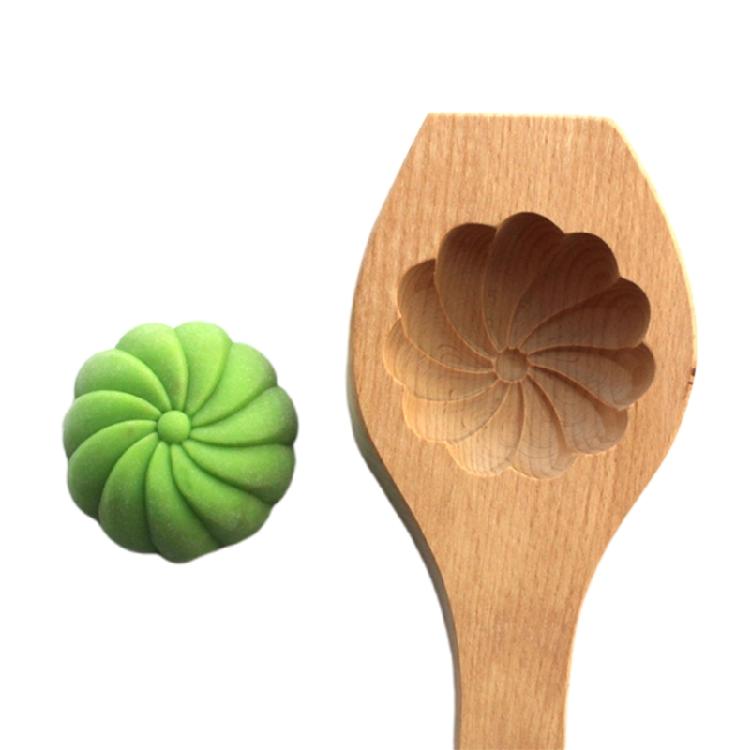3D Flower Pattern Wooden Baking Mold Press Mooncake Mold Mid-autumn Festival
