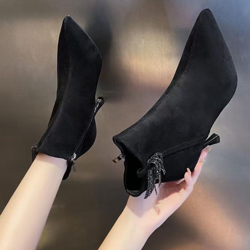 

2025 Простые Популярные и Элегантные Туфли на Высоком Каблуке Ботильоны на Каблуке Короткие Туфли для Женщин Острый Носок Сексуальные Замшевые Женские Ботильоны 39 чёрный
