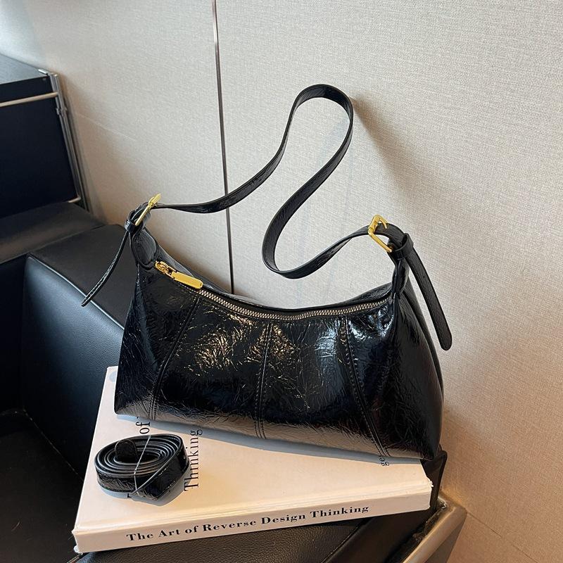 

Retro bag women s large-capacity new autumn and winter niche messenger bag casual one-shoulder underarm dumpling bag чёрный