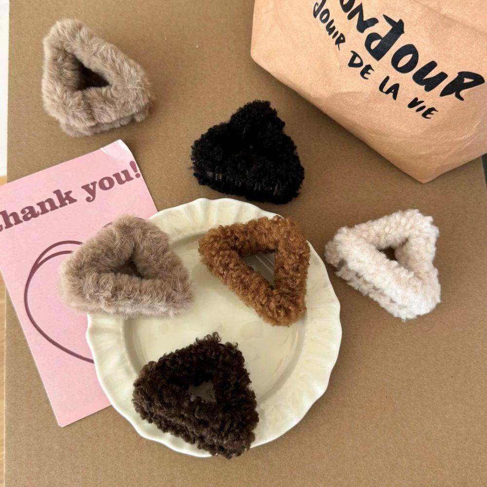 lamb wool Cat Ears Hair Clip Pure Color Mini Grasp Clip Simple Plush Small Hair Claw Autumn Winter