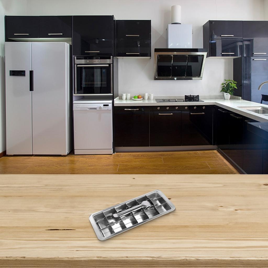 18 Slot Stainless Steel Ice Cube Trays Easy Removable Quick Freezing Silver