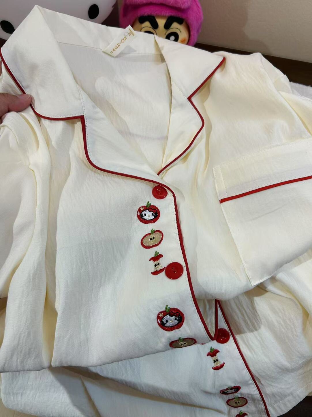 

New red-edged apple Hello Kitty pajamas summer short-sleeved shorts cardigan two-piece set can be worn outside loungewear S