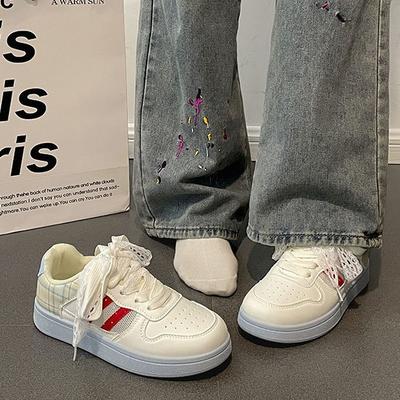 Populaire retro verhogende dikke zool dunne witte schoenen dames 2025 nieuwe zomer rok casual sport board schoenen