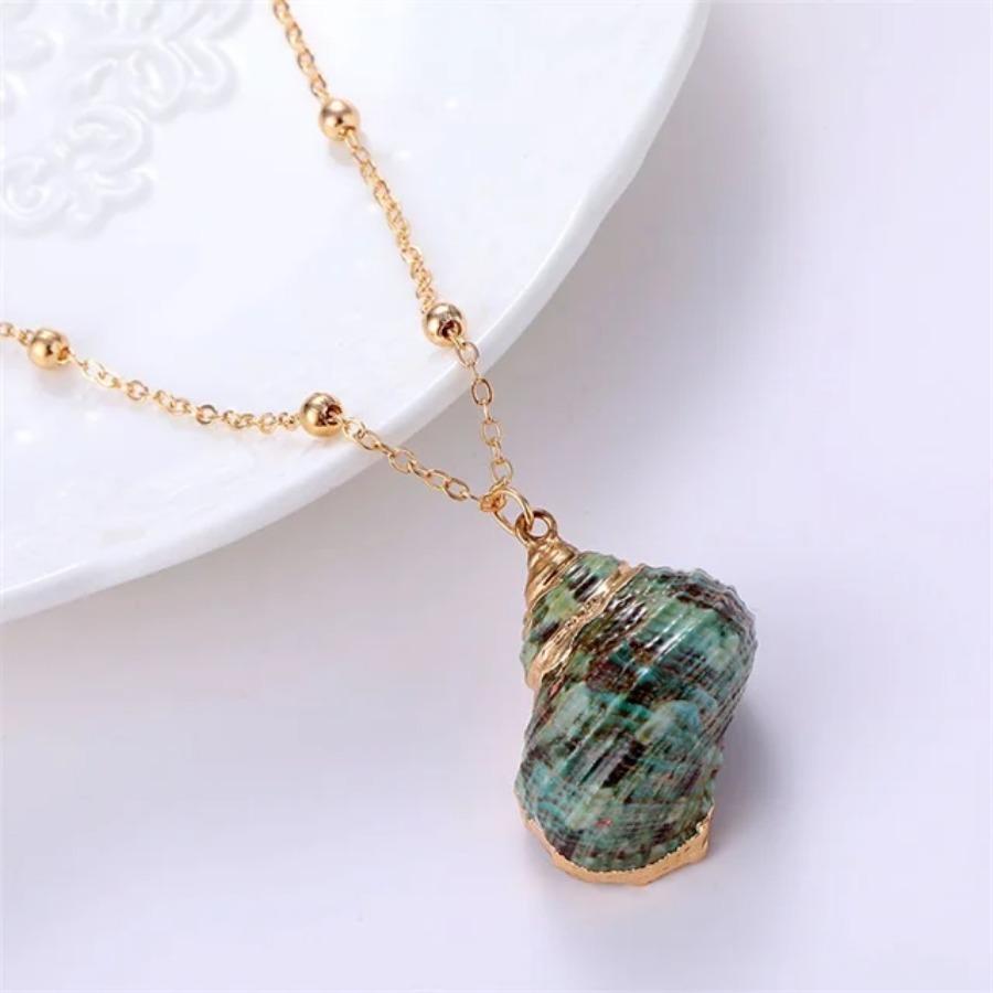 Hot  Bohemia Conch Shells Necklace Sea Beach Pendant Necklace For Women Female Cowrie Summer Party Gift Jewelry