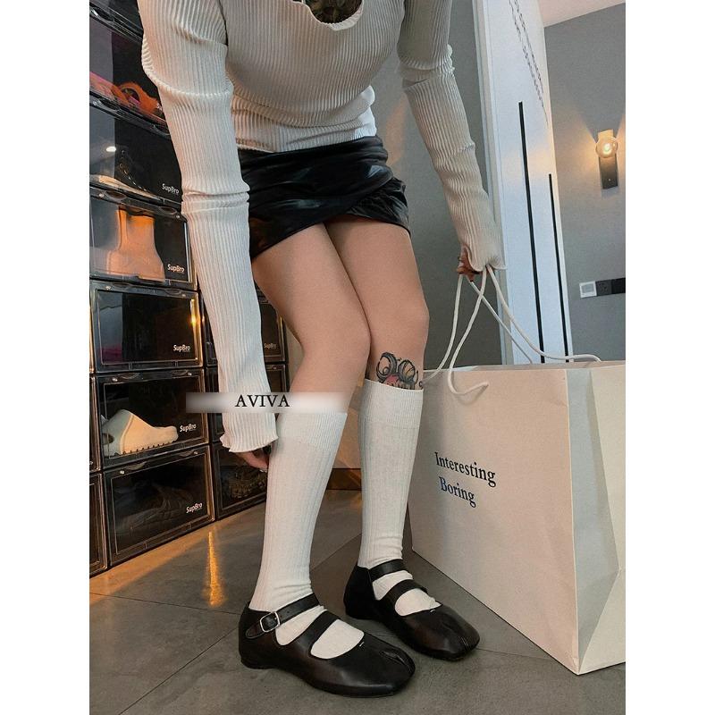 Vysoce kvalitní česaná bavlna ponožky s oddělenými prsty pro ženy jednobarevné jednoduché pohodlné měkké dvoupalcové japonské Harajuku dámské Tabi ponožky
