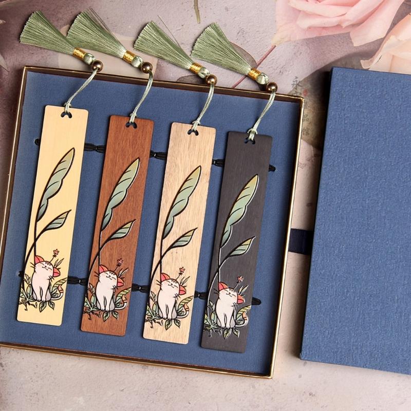 Engraved Book Marks with Pendant for Book Lovers Gift Handmade Wooden Page Mark Unique Retro Bookmarks Wood Bookmarks