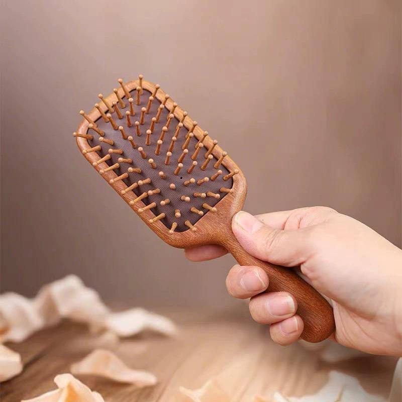 Sandalwood Multifunctional Scalp Massage Comb: Hair Loss Therapy, Gua Sha, Face & Eye Meridian Dredging Tool