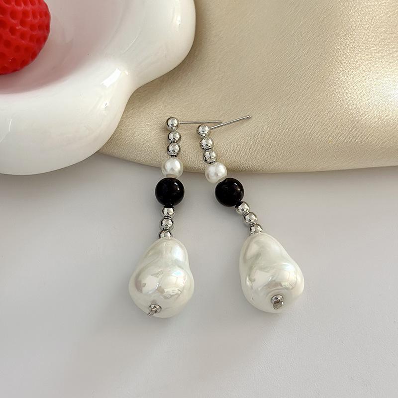 Niche simple design long tassel baroque bead earrings women s high sense of personality temperament earrings retro women