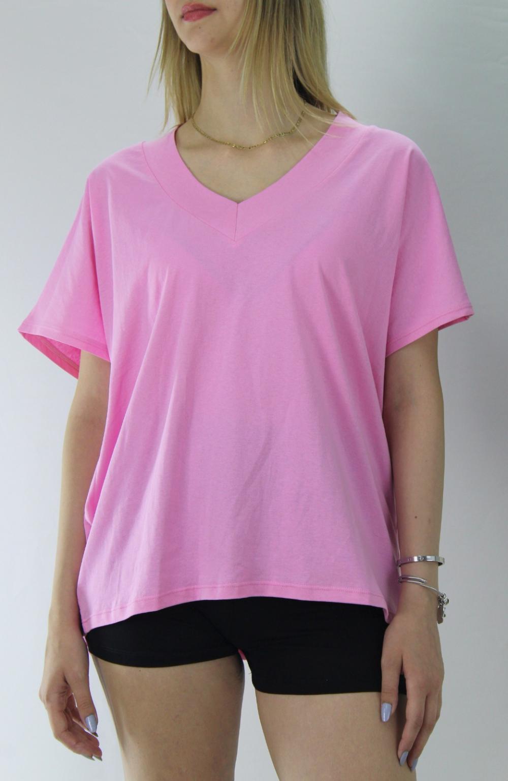 

Широкая футболка с V-образным вырезом розовая - 1090.35