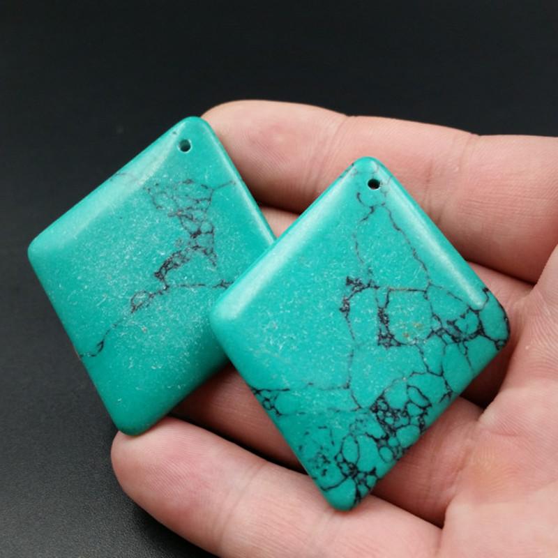 Turquoise Imitation Jade Pendant Necklace Size 11