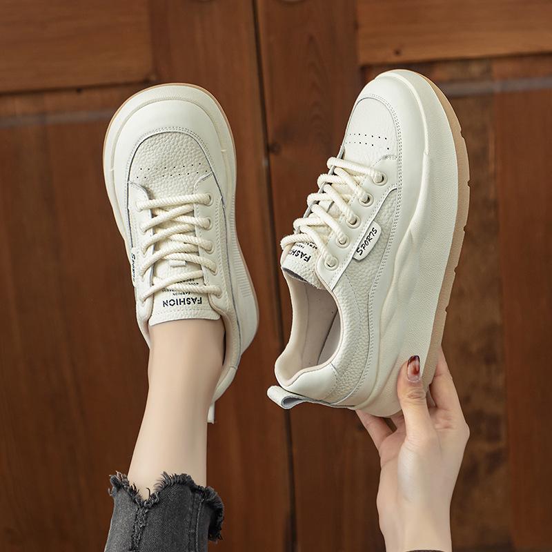 2024 Wiosna Damskie Białe Retro Buty Skate z Grubej Podeszwy ze Skóry Naturalnej - Wszechstronne, Płaskie, Casualowe Sneakersy Plus Size