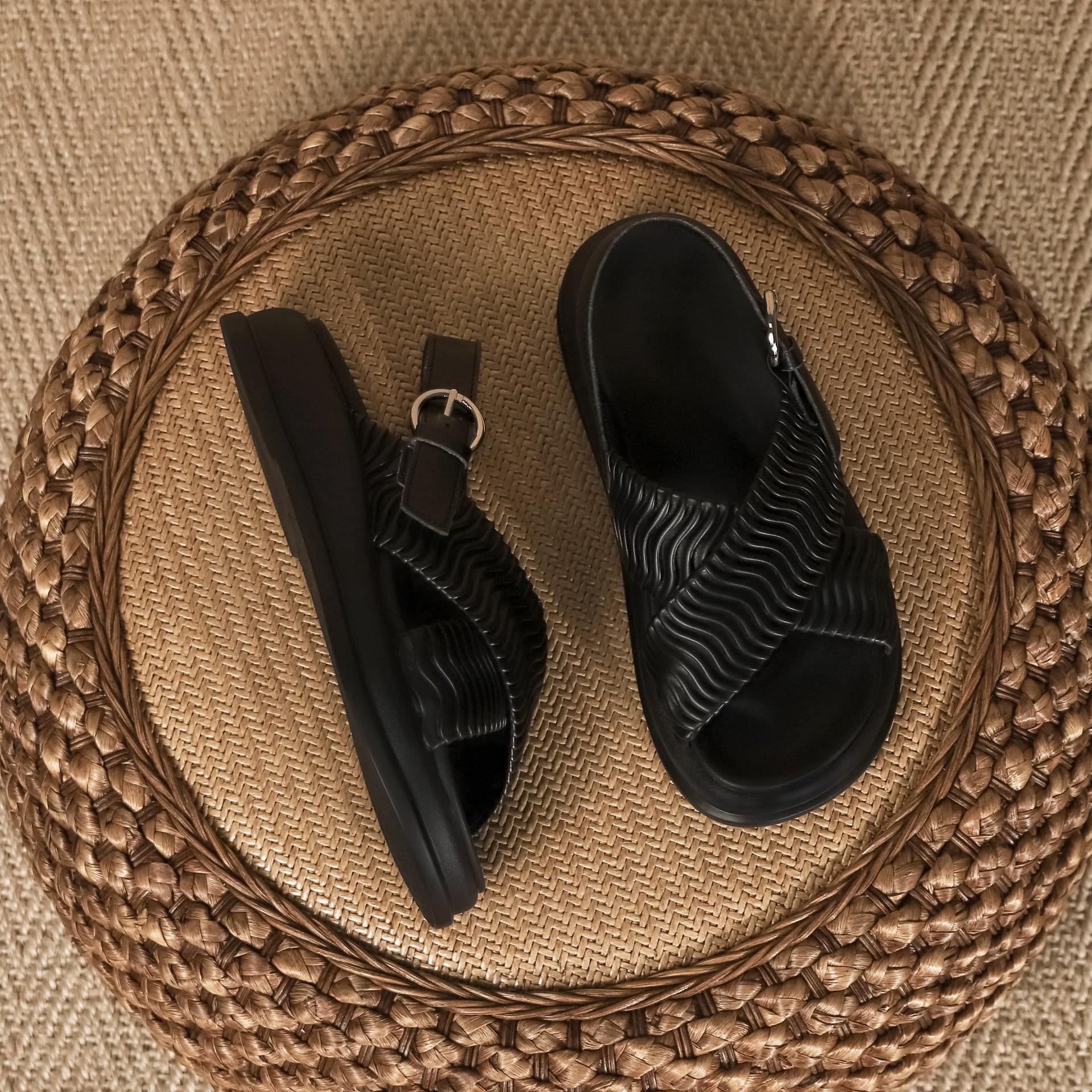

2025 summer new sandals women s fashion cross-strap outer wear platform slippers women wear high-end shoes women 39 чёрный