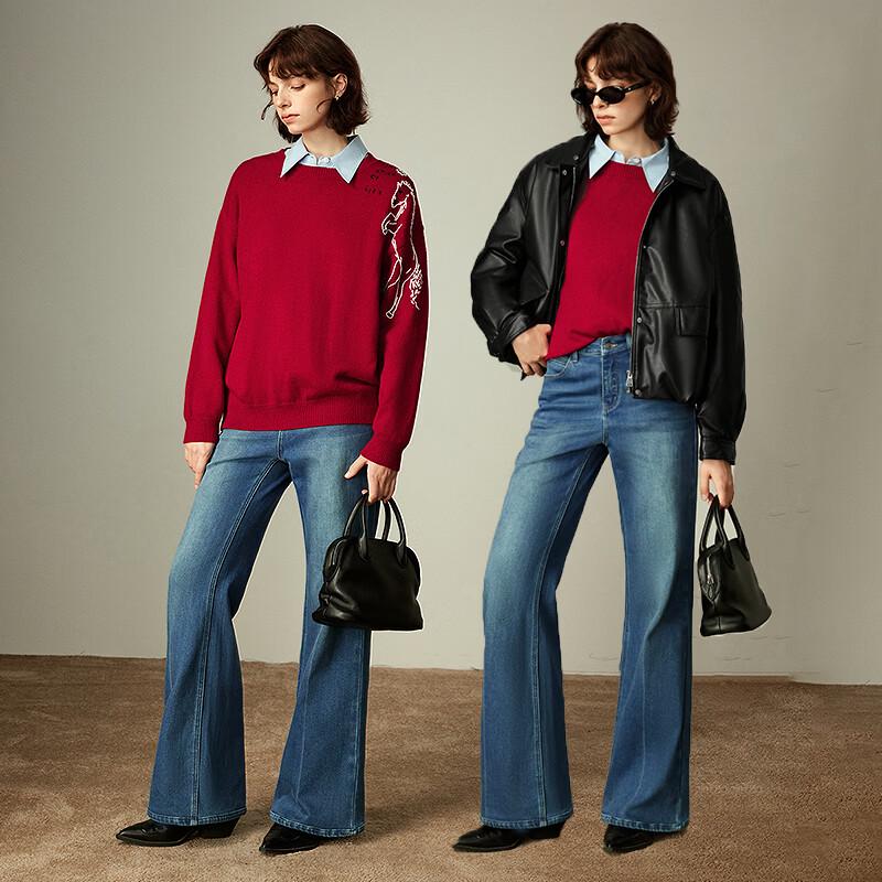 Chuyu Women's New Year Red Horse Embroidery Round Neck Sweater