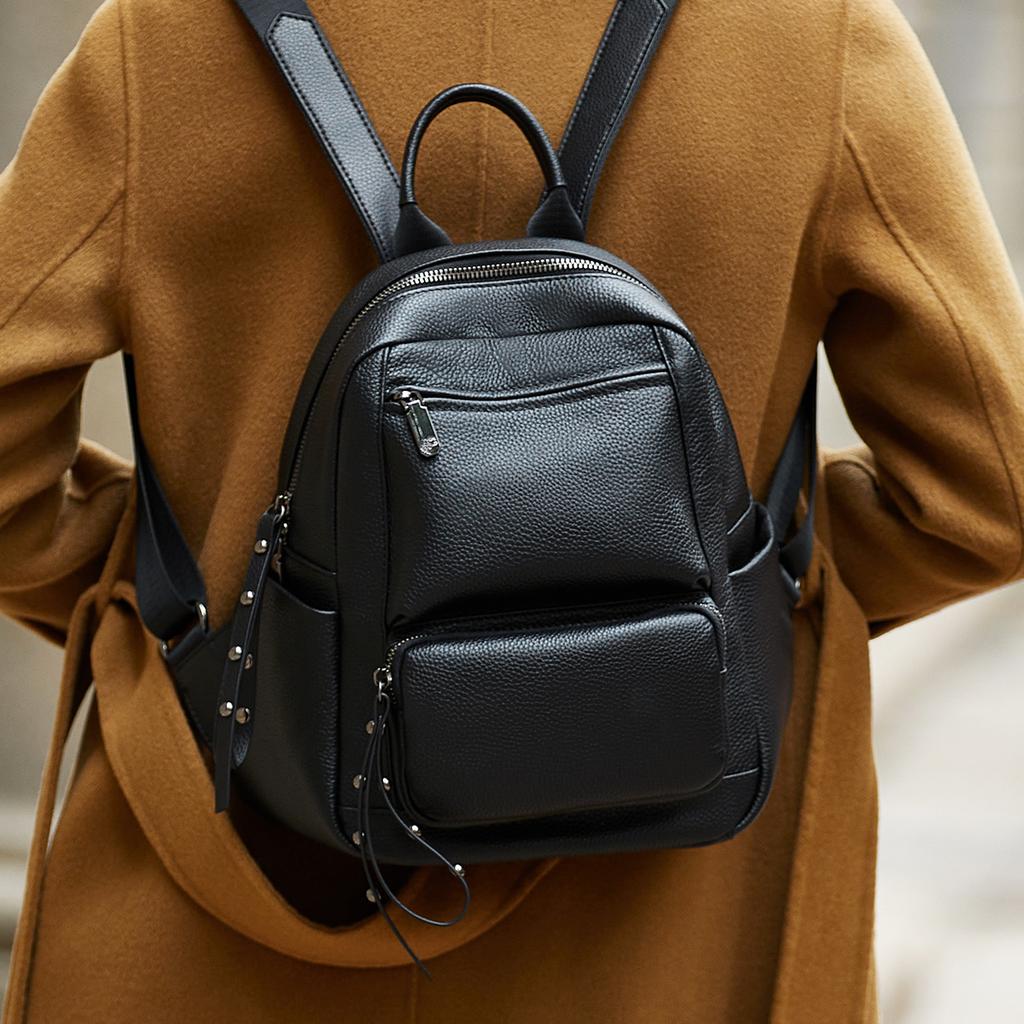 Authentic Leather Backpack for Women Simple and Large Travel Bag Full Grain Wild Fashion Designer Bag