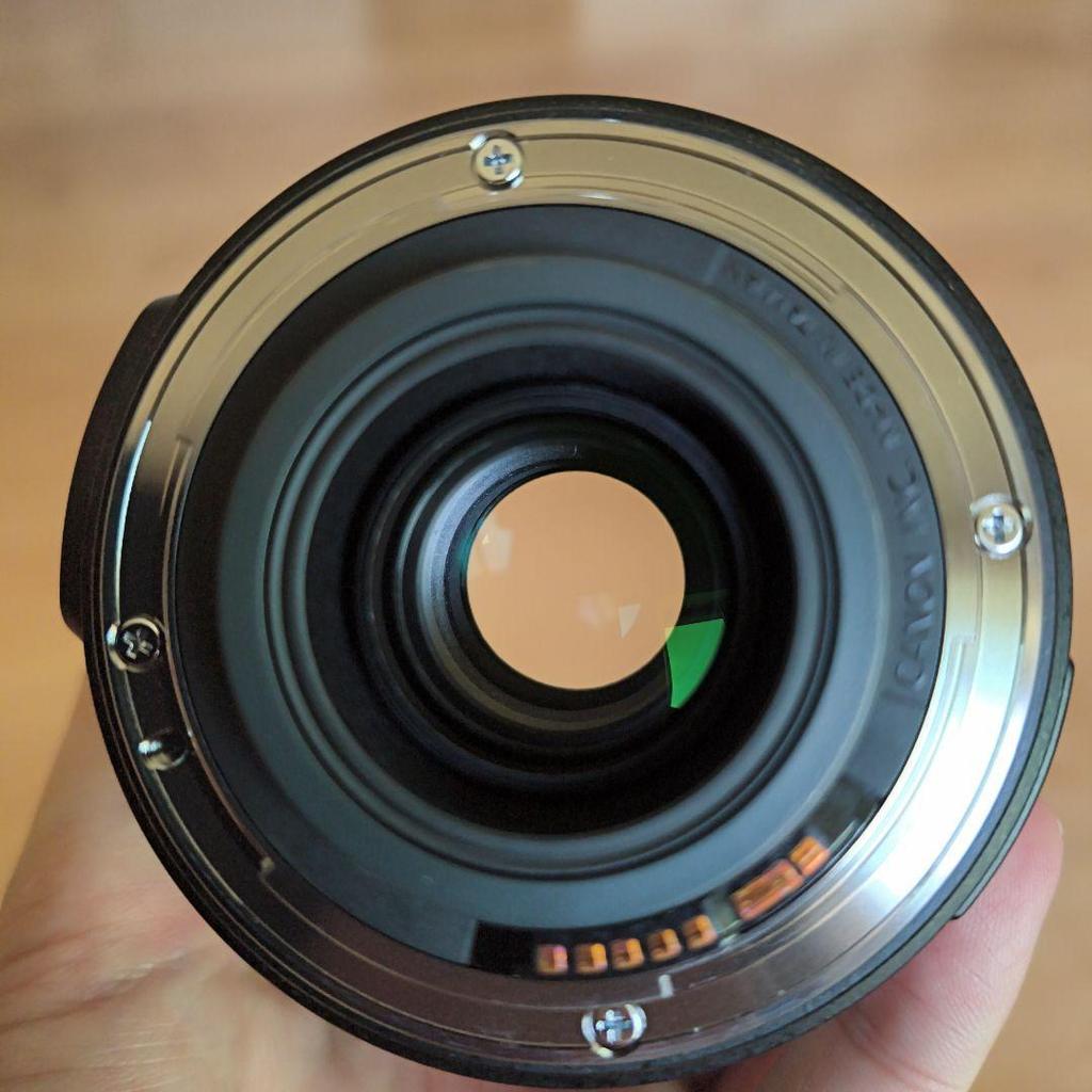Used Canon EF-S 18-200mm F3.5-5.6 IS